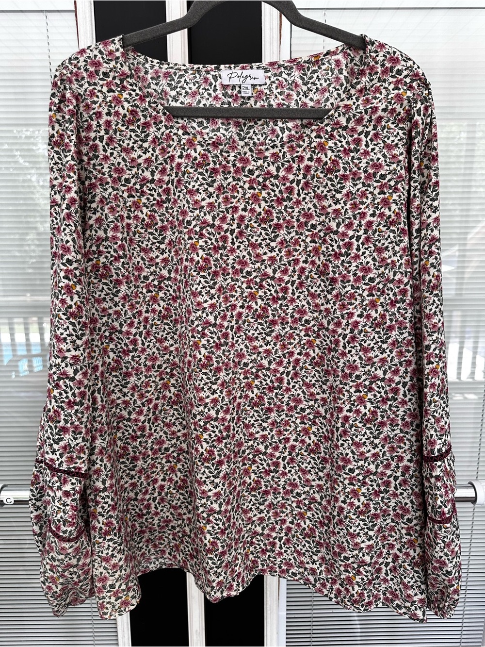 Size 2X Polygram long sleeve floral blouse. NWOT!  Beautiful!